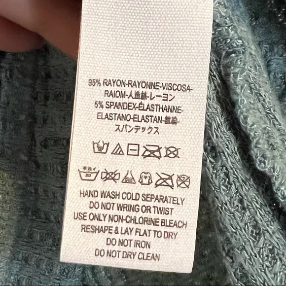 We The Free Thermal High Low Cowl Neck Top, Sm - Picture 9 of 9